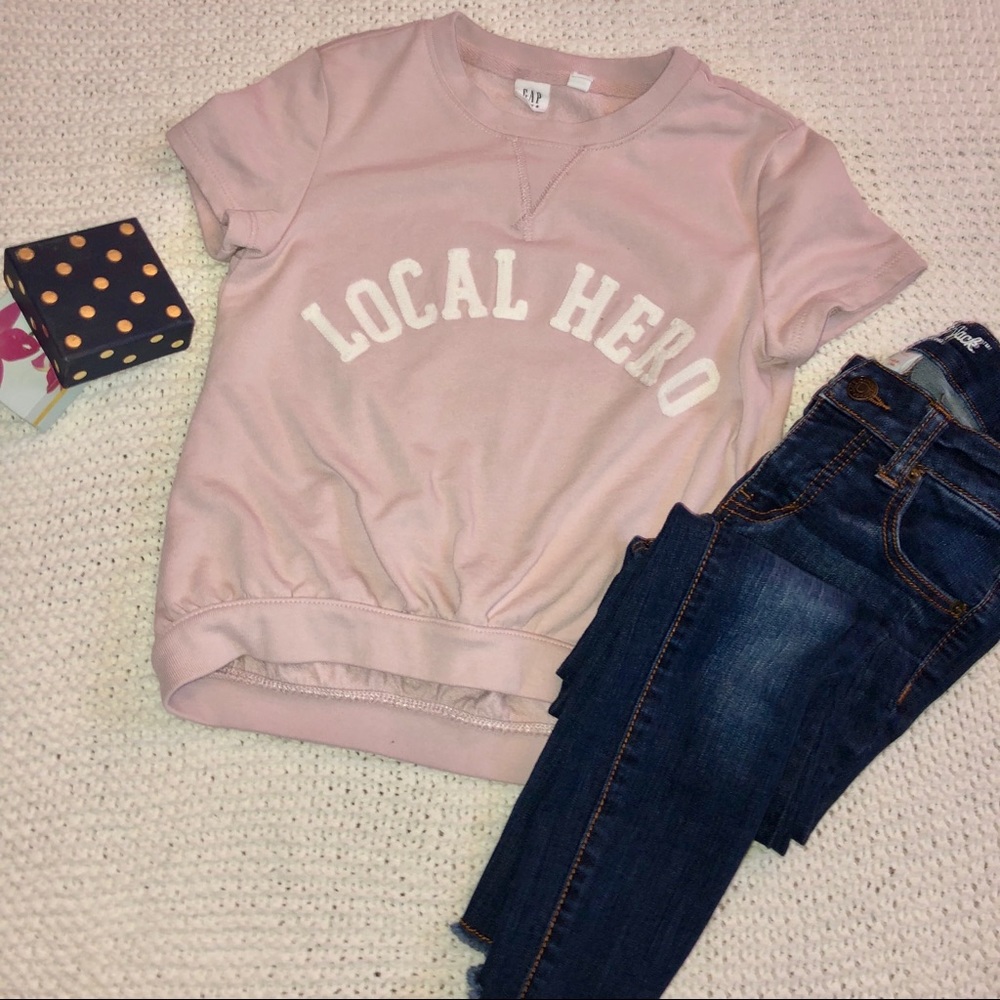 Girls GAP “Local Hero” Tee Shirt, Size 8